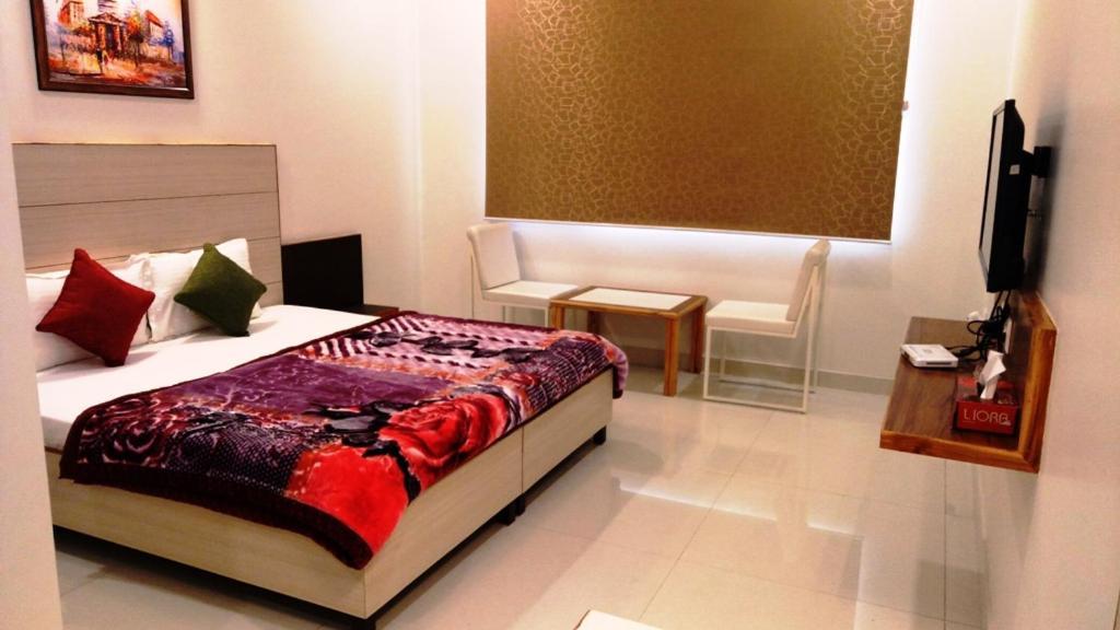 Alankrita Suites & Party Halls Мірут Екстер'єр фото